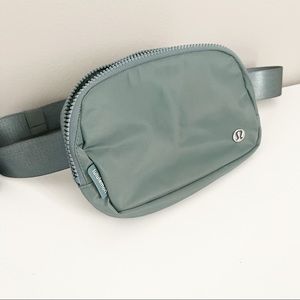 NWT!! Lululemon Everywhere Belt Bag in Tidewater Teal. ***SHIPS SAME DAY***